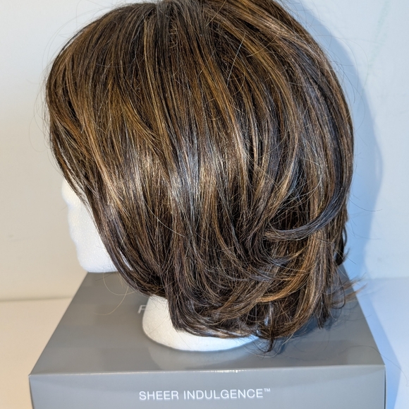 Raquel Welch Signature Collection Hazelnut - Picture 10 of 13